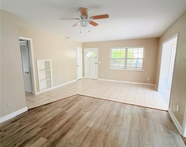 8068 23rd Avenue N - Photo Thumbnail 4