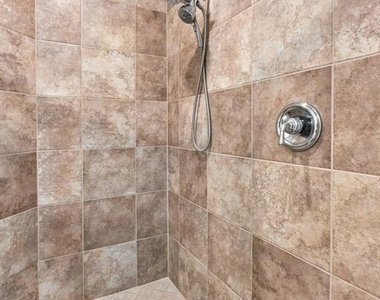1209 E Cumberland Avenue - Photo Thumbnail 13
