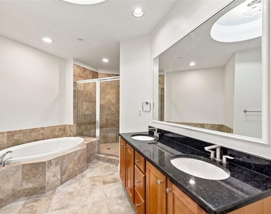 1209 E Cumberland Avenue - Photo Thumbnail 11