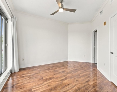 1209 E Cumberland Avenue - Photo Thumbnail 14
