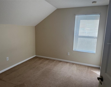 6509 Bridgecrest Drive - Photo Thumbnail 10