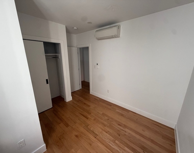 16-52 Norman St - Photo Thumbnail 4
