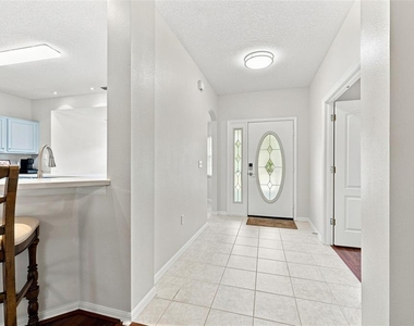 10345 Collar Drive - Photo Thumbnail 4