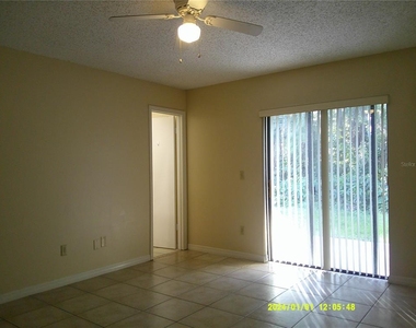 818 Vermont Woods Lane - Photo Thumbnail 24