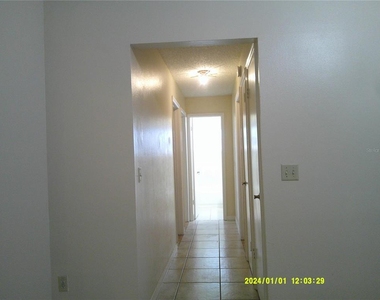 818 Vermont Woods Lane - Photo Thumbnail 14