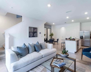 274 Reena Drive - Photo Thumbnail 9