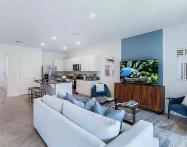 274 Reena Drive - Photo Thumbnail 8