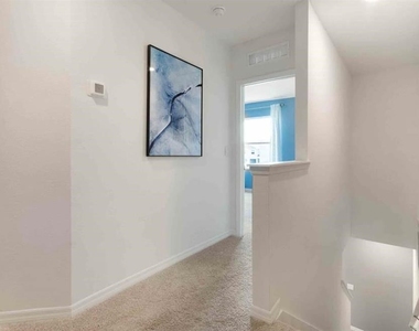274 Reena Drive - Photo Thumbnail 20