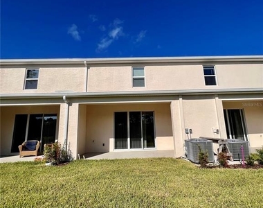 274 Reena Drive - Photo Thumbnail 32
