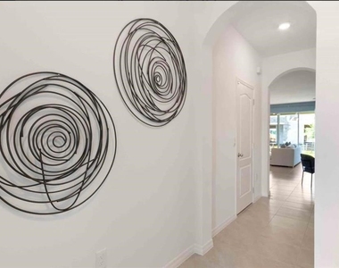 274 Reena Drive - Photo Thumbnail 1