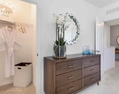 274 Reena Drive - Photo Thumbnail 23