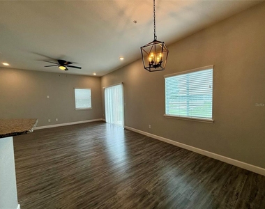 2741 Sycamore Street - Photo Thumbnail 5