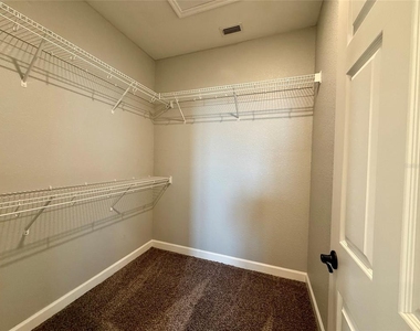 2741 Sycamore Street - Photo Thumbnail 8