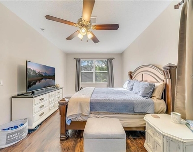 909 Summit Ash Court - Photo Thumbnail 11