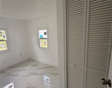 5228 Andrus Avenue - Photo Thumbnail 20