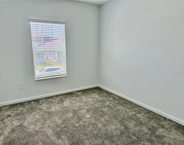 2658 Armstrong Ave - Photo Thumbnail 20