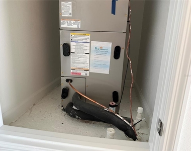 2658 Armstrong Ave - Photo Thumbnail 23