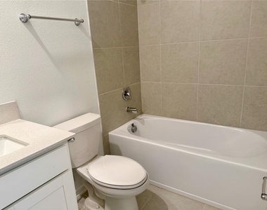 2658 Armstrong Ave - Photo Thumbnail 18