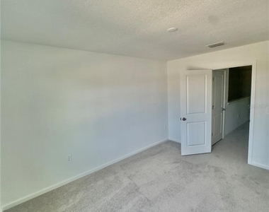 4898 Sw 81st Loop - Photo Thumbnail 18