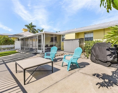 12262 Boat Shell Dr - Photo Thumbnail 23