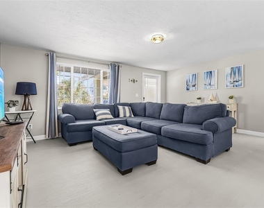 12262 Boat Shell Dr - Photo Thumbnail 8