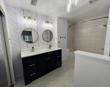 1211 Lehigh Street - Photo Thumbnail 9