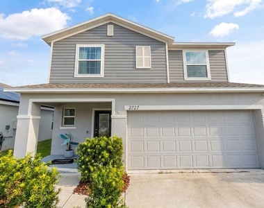 2727 San Marco Way - Photo Thumbnail 2