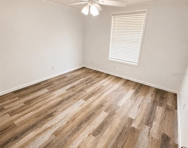 420-420 Mills Street - Photo Thumbnail 4