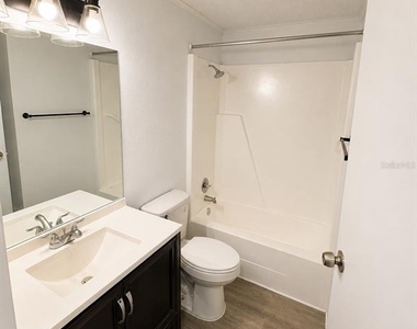 420-420 Mills Street - Photo Thumbnail 3