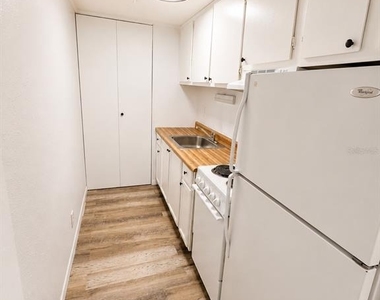 420-420 Mills Street - Photo Thumbnail 6