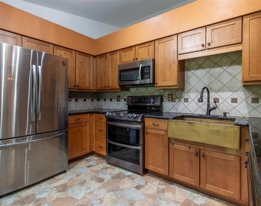 7115 Sw 80th Avenue - Photo Thumbnail 14