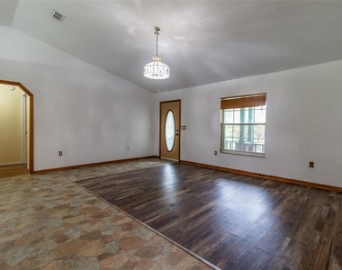 7115 Sw 80th Avenue - Photo Thumbnail 11