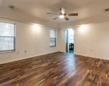 7115 Sw 80th Avenue - Photo Thumbnail 32