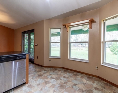7115 Sw 80th Avenue - Photo Thumbnail 8