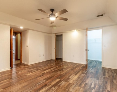 7115 Sw 80th Avenue - Photo Thumbnail 30