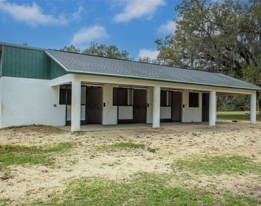 7115 Sw 80th Avenue - Photo Thumbnail 1