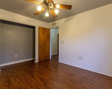 7115 Sw 80th Avenue - Photo Thumbnail 24