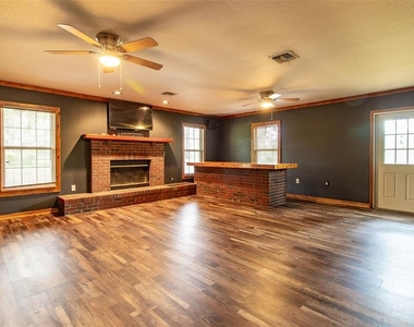 7115 Sw 80th Avenue - Photo Thumbnail 3