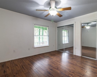 7115 Sw 80th Avenue - Photo Thumbnail 28