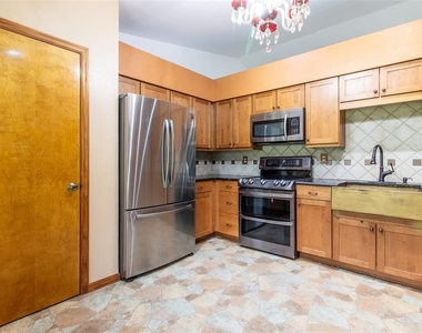 7115 Sw 80th Avenue - Photo Thumbnail 6