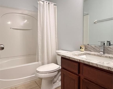 2894 Grasmere View Parkway - Photo Thumbnail 18