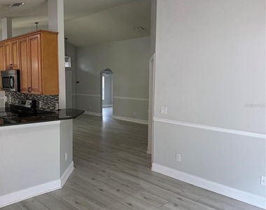 6778 Fernridge Drive - Photo Thumbnail 15
