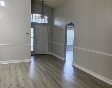 6778 Fernridge Drive - Photo Thumbnail 18