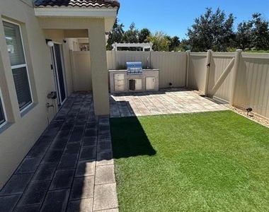 2091 Bent Grass Avenue - Photo Thumbnail 36