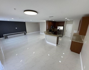 2091 Bent Grass Avenue - Photo Thumbnail 8