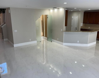 2091 Bent Grass Avenue - Photo Thumbnail 9