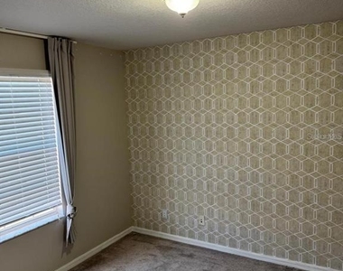 2091 Bent Grass Avenue - Photo Thumbnail 32