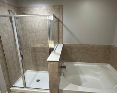 2091 Bent Grass Avenue - Photo Thumbnail 22