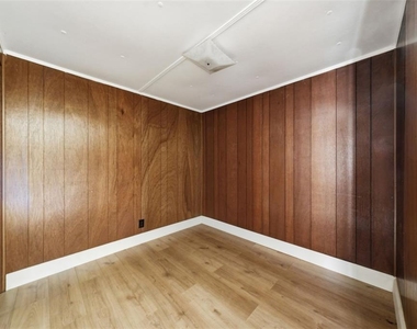 1096 Navajo Drive - Photo Thumbnail 17