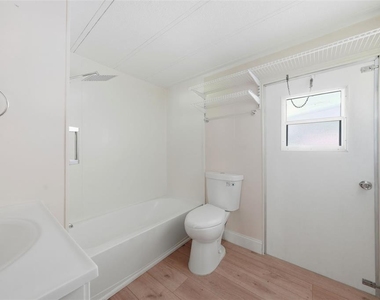 1096 Navajo Drive - Photo Thumbnail 13